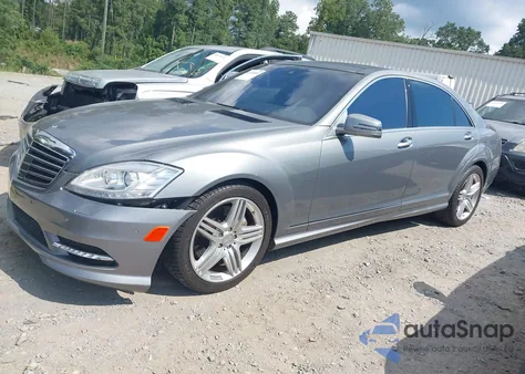 2013 Mercedes-Benz S 550 из США, поврежденный, VIN WDDNG7DB3DA505557